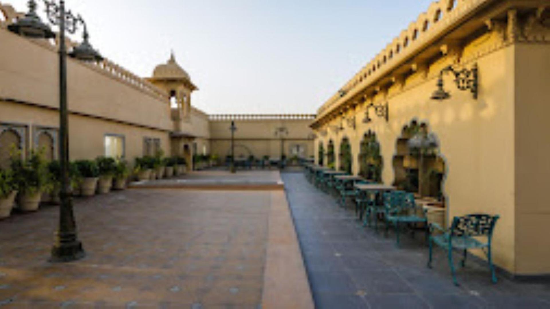 Laxminarayan Club & Resort Vadodara Eksteriør billede